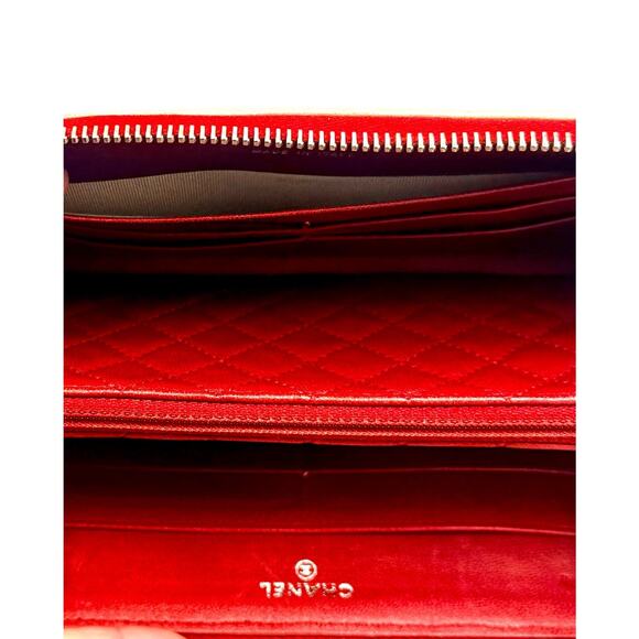 2.55 Long Wallet Distressed Leather Zip Around Purse Authentic In Red - Picture 12 of 14